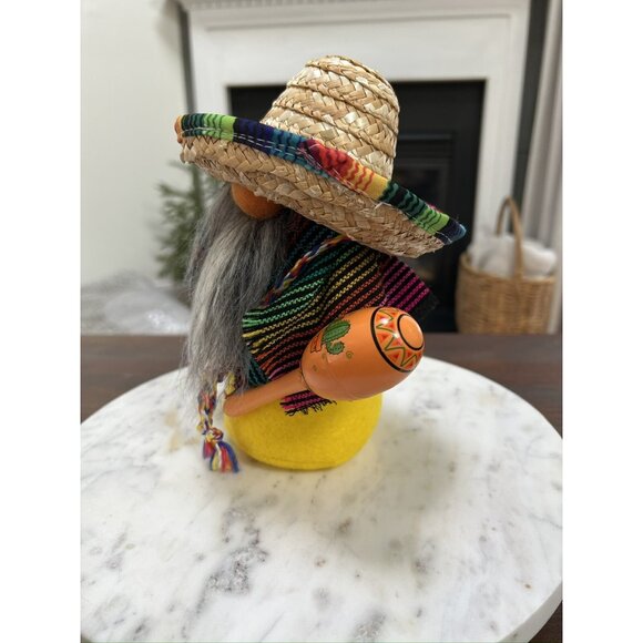 Cinco de Mayo Fiesta Gnome with Maraca - Picture 2 of 7